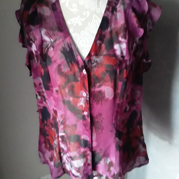 Worthington floral ruffle accent sleeve top size XL - Picture 6 of 9